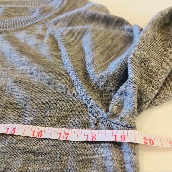 Gap 100% Merino Wool Sweater - Picture 10 of 12
